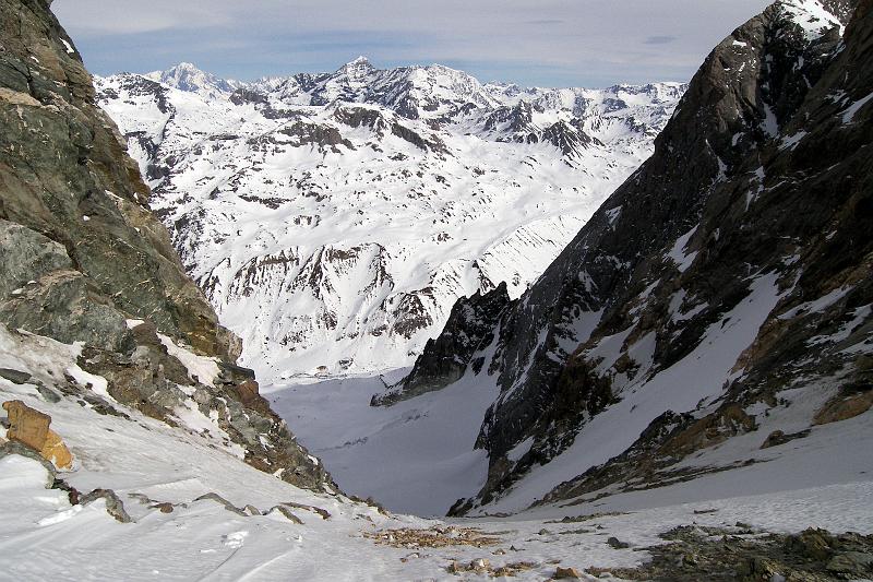 Photo 011 Le couloir Nord, tout sec, face au Mt Pourri